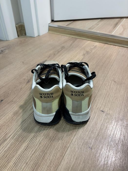 Маратонки Scotch and soda 
С минимални следи от употреба. 
39 номер, 26см 
20€