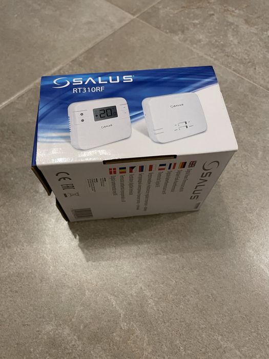Стаен термостат Sallus RT310RF