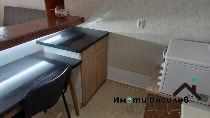 Дава се под наем Двустаен апартамент в София, Център - 65 кв.м за 548.25 € - Снимка #2