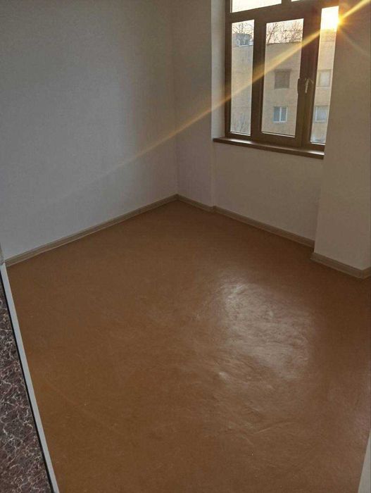 Продаю квартиру.ЮНУСАБАД - 18 Чайка ориентир 2\4\4,КИРПИЧНЫЙ ДОМ