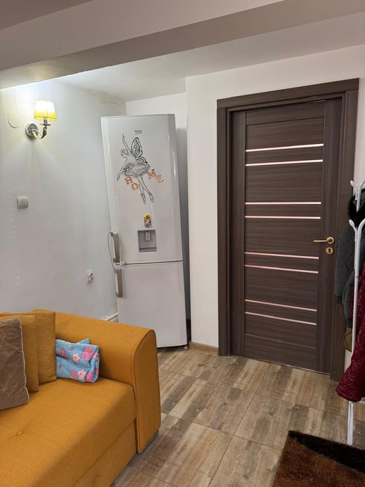 Închiriez apartament cu 1 camera