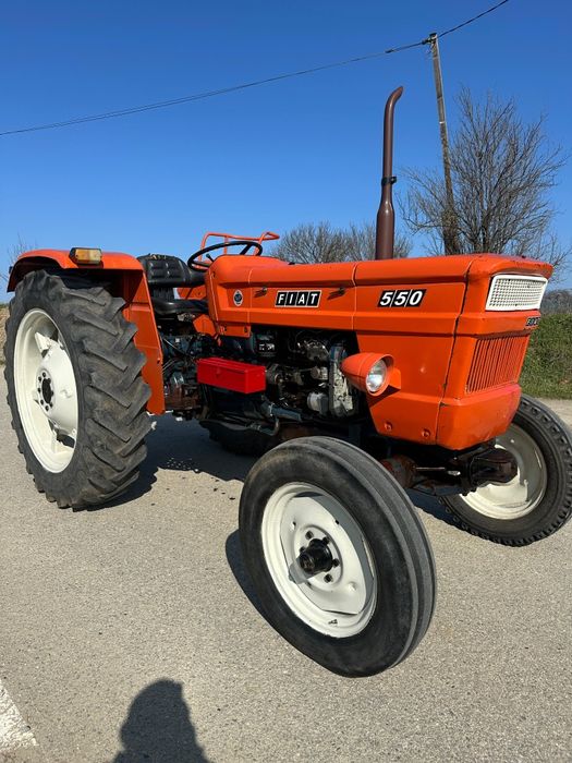 Tractor Fiat 550