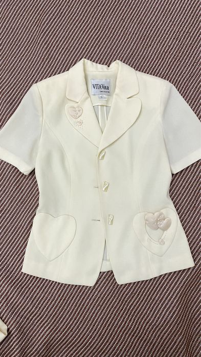 Новая тройка бежевая