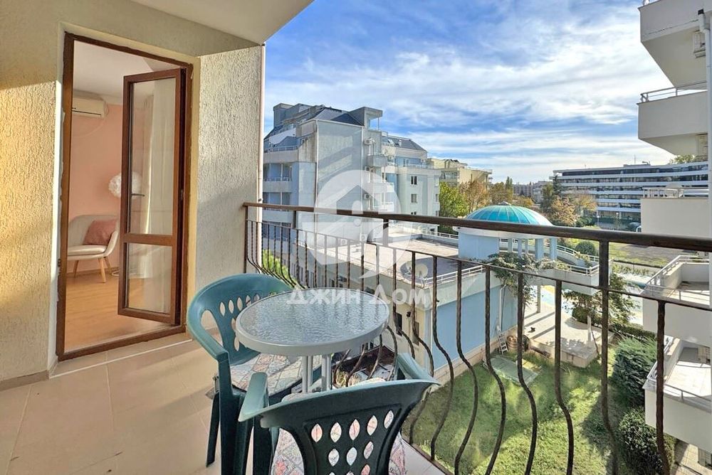 Продава се Двустаен апартамент в к.к. Слънчев бряг - 65 кв.м за 1354 €/кв.м - Снимка #7