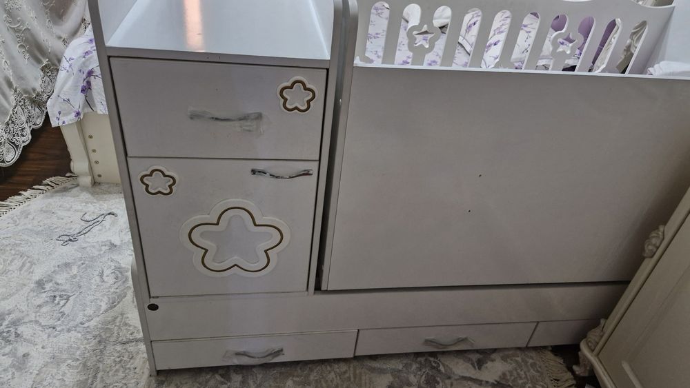 Детская кровать б/у