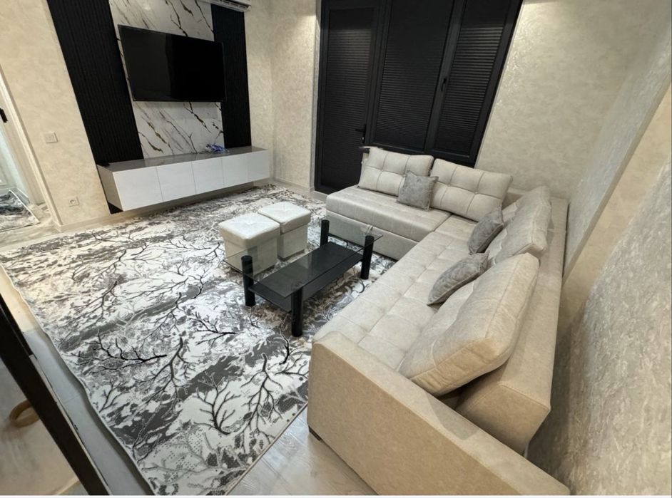 2-комнатная 42м² | Новостройка | Центр| Узбум