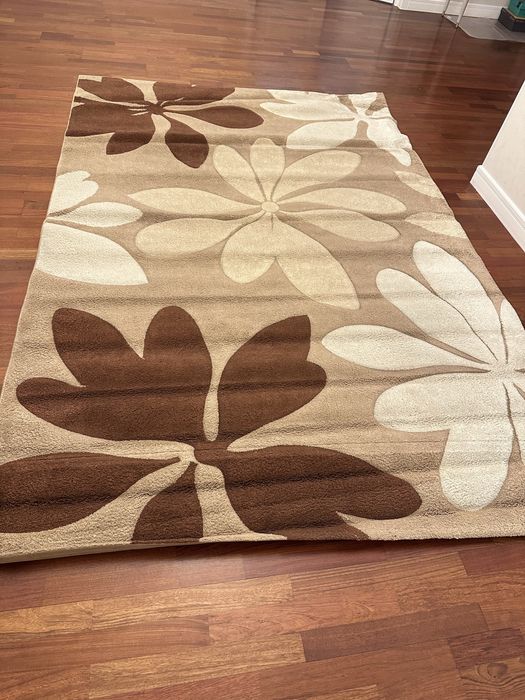 Продам ковер б/у 5500