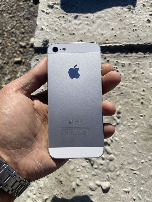 iPhone 5 xotirasi 16 GB batareya alishgan!