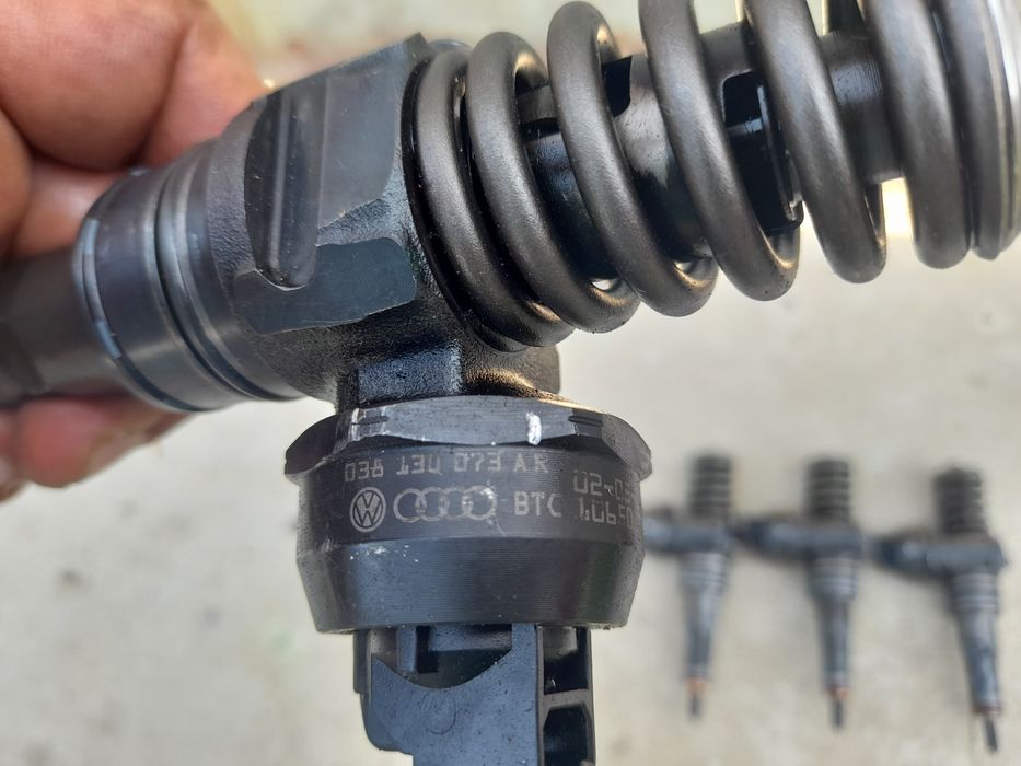 Injectoare vw Passat b5.5 1.9 tdi