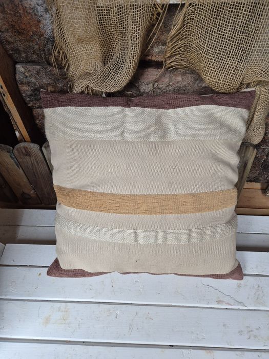 Различни декоративни възглавнички