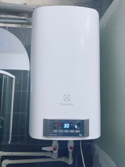 Vând boiler , capacitate 50 litri electrolux, preț 500 lei