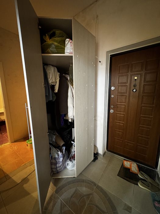 Продам угловой шкаф