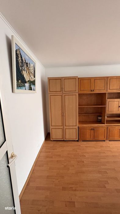 Vând apartament 2 camere decomandat etaj 4/4