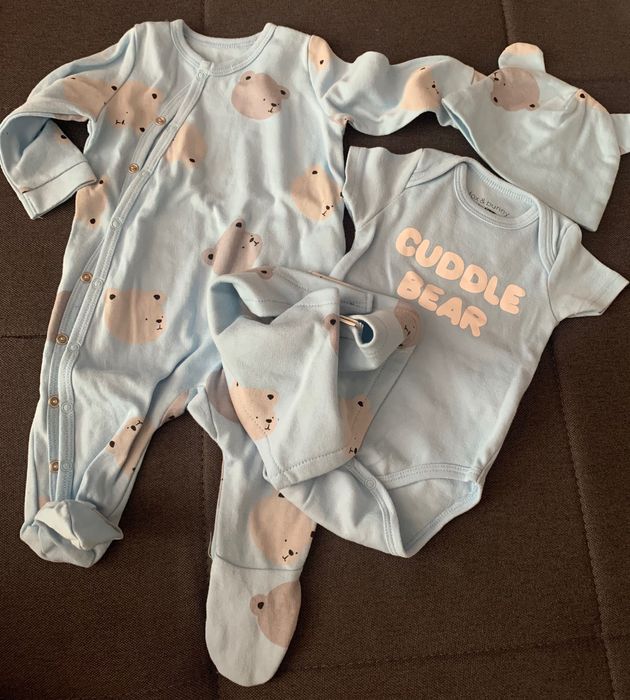 Дрешки за новородено бебче