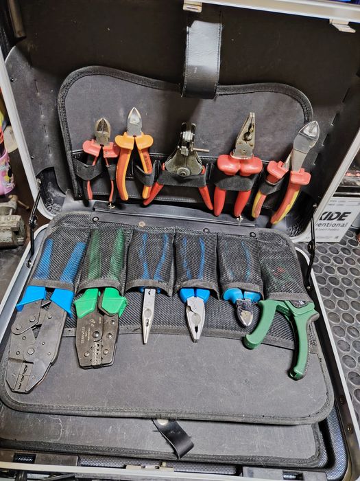 Trusa de scule electrice