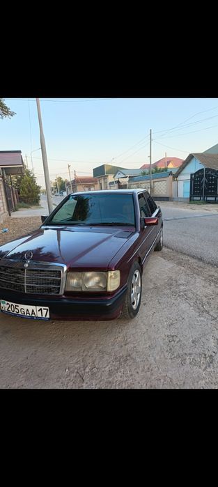 Мерседес 190 авангард россо