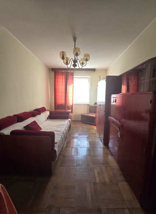 Direct Proprietar | Apartament 2 Camere - Bulevardul Revoluției | Etaj 2 | Negociabil