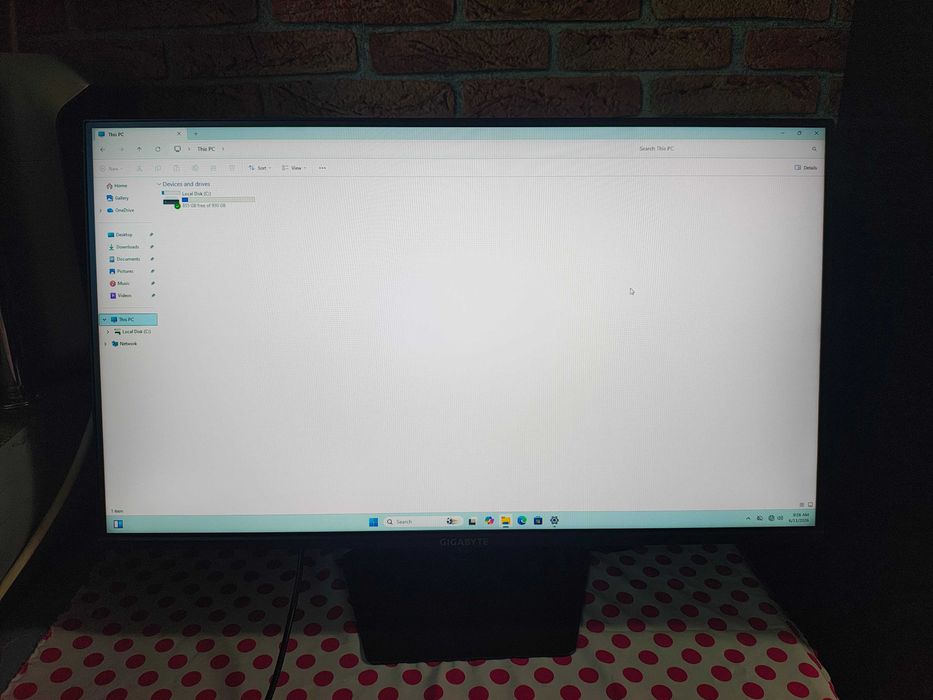 Monitor LED GIGABYTE G25F2 24.5 inch 1 ms Black 200Hz FreeSync.