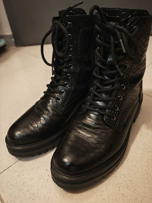 Дамски боти Poelman