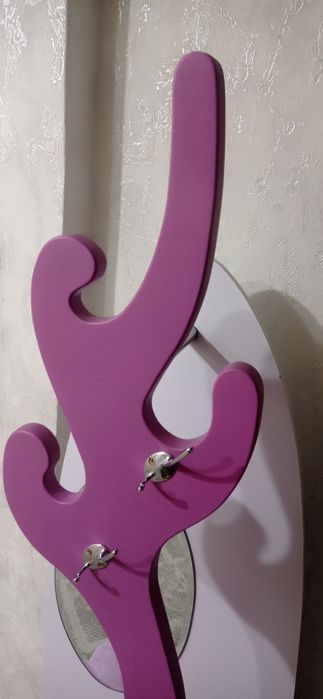 Зеркало подставка вешалка