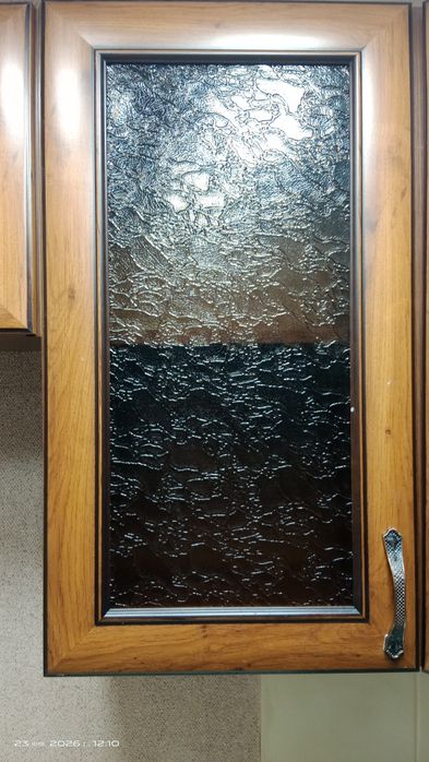 Куханный гарнитур из дерева