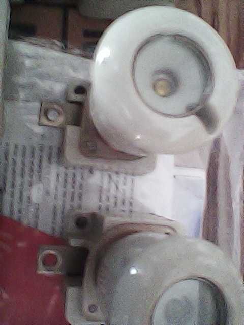 Вискомощни бушони 160 А и Витлови 63,25 А външни бакел. предпазители .