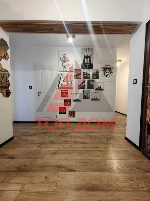 Продава се Тристаен апартамент в Варна, Възраждане 4 - 133 кв.м за 1918 €/кв.м - Снимка #7