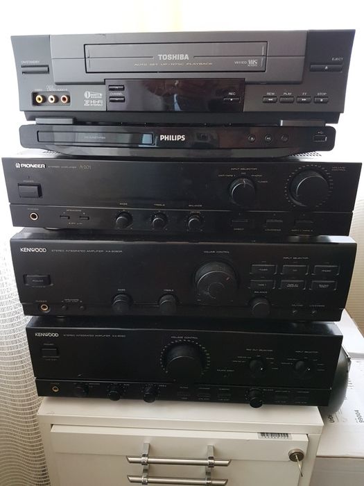 Statii amplificare profesionale, radio cd
