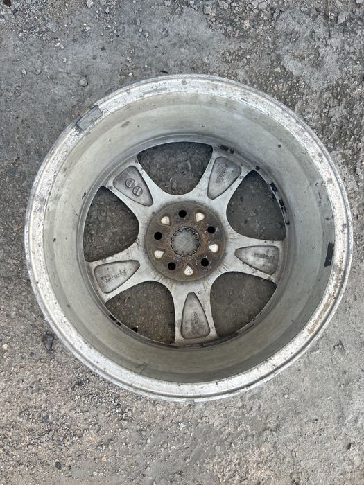 Диски Subaru r16 оригинал