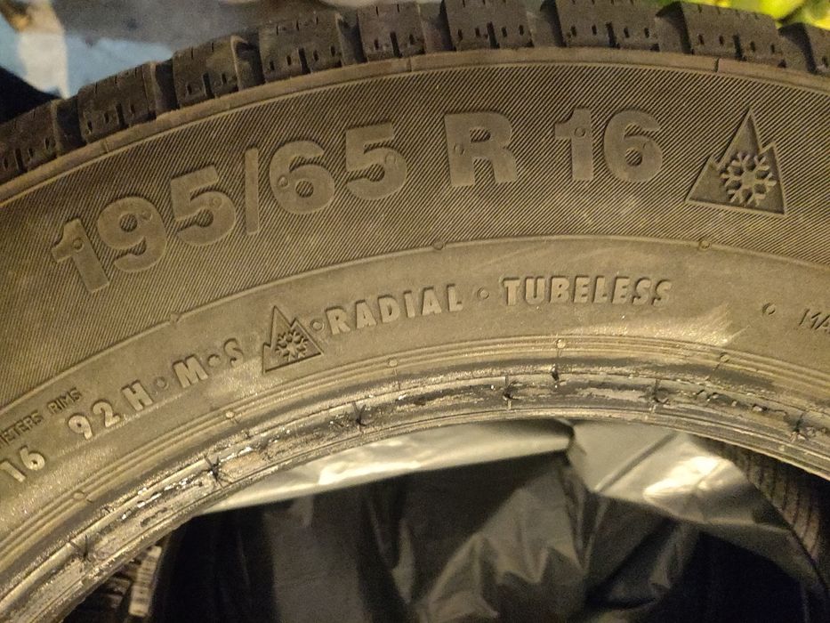 Anvelope Continental 195/65 R16 iarnă