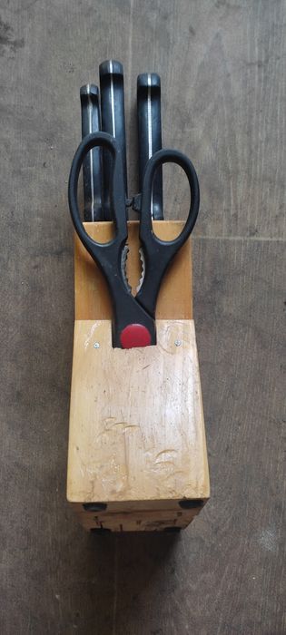 Ножи  с подставкой