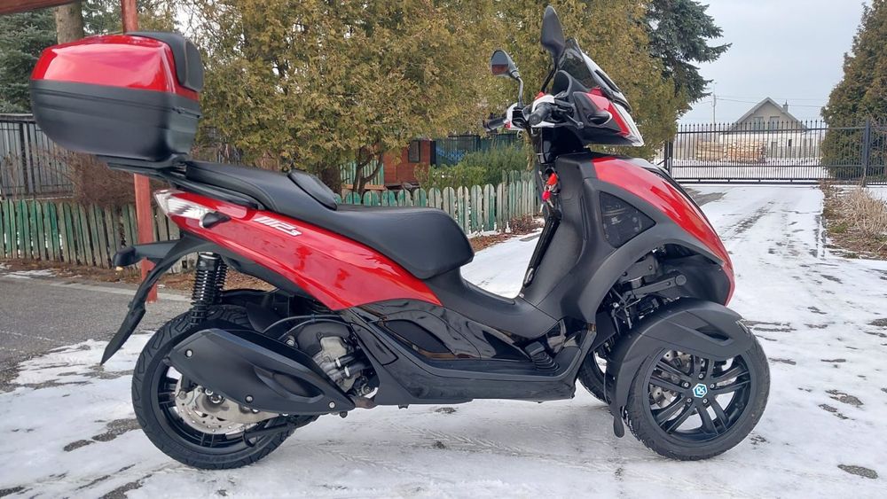 Vând Piaggio Mp 3 yourban An 2012 -300 cm 24 cp se conduce cu cat B