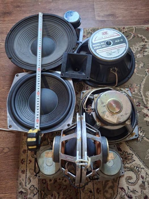 Продам б у динамики.