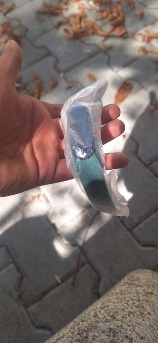 Смарт гривна чисто нова