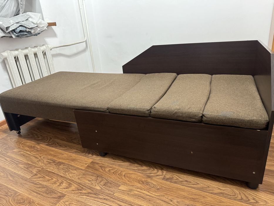 Продаётся раскладной диван