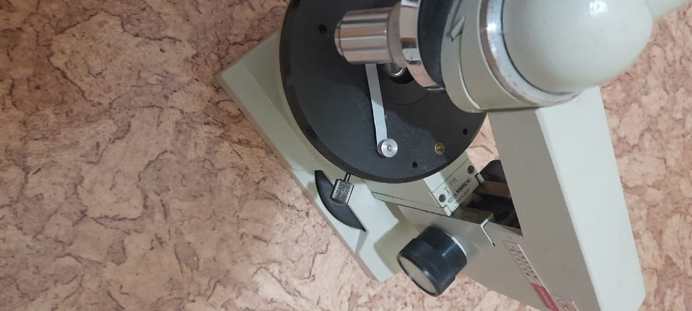 Микроскоп лабораторный