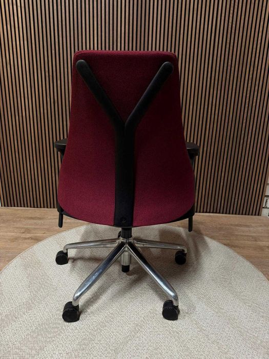 Refurbished Herman Miller Sayl Red Comfort