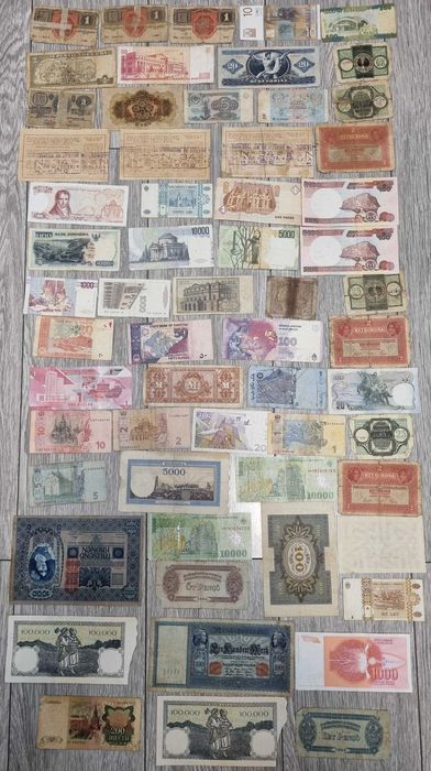 Lot 60 bancnote din diferite tari