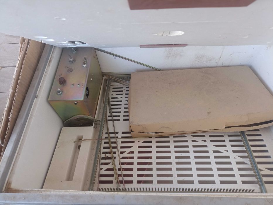 Инкубатор битовой НАСЕДКА 1