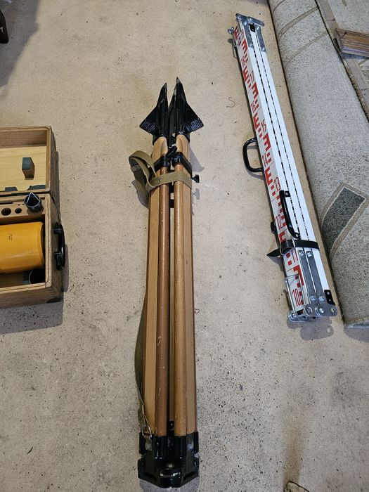 Нивелир,Штатив, тренога СССР