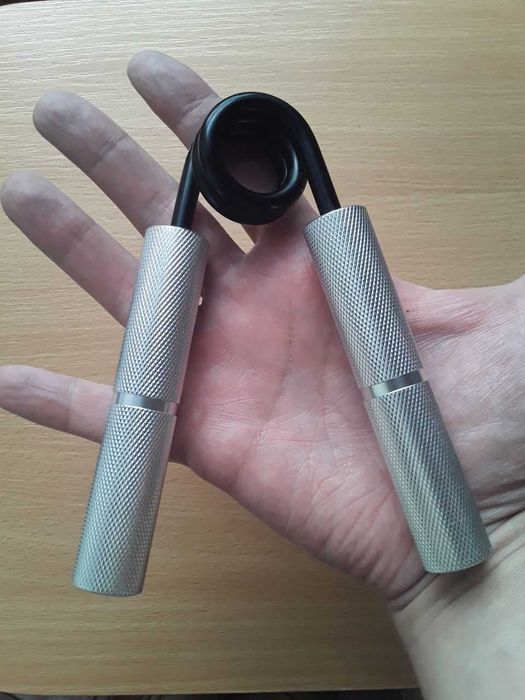 Кистевой эспандер (новый)