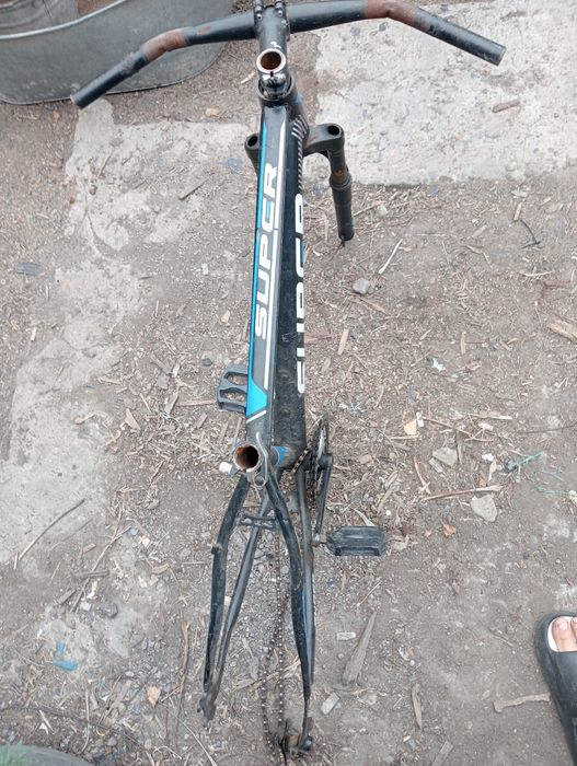 Продам раму на разбор