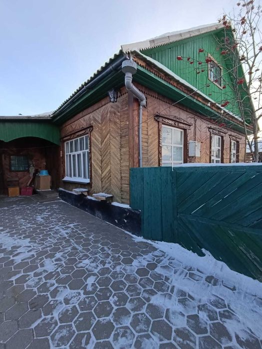 Продается 3 комн дом в центре города