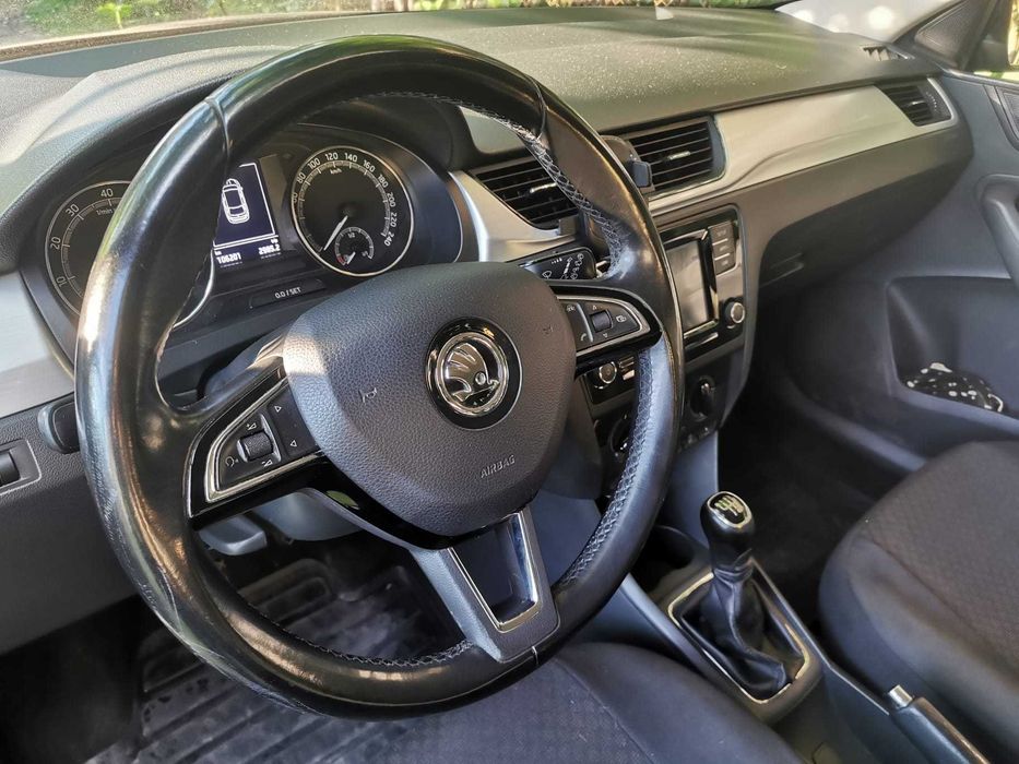 Skoda Rapid Spaceback 1.0 TSI Ambition: Ideal pentru familie cu copii