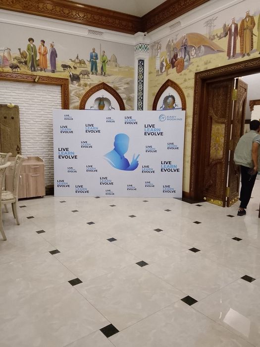 Наружная реклама. Реклама на окно,оракал,наклейка,банер