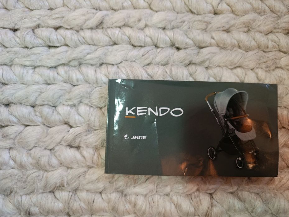 Количка Jane Kendo 2в1 – Кош за новородено и седалка за бебе