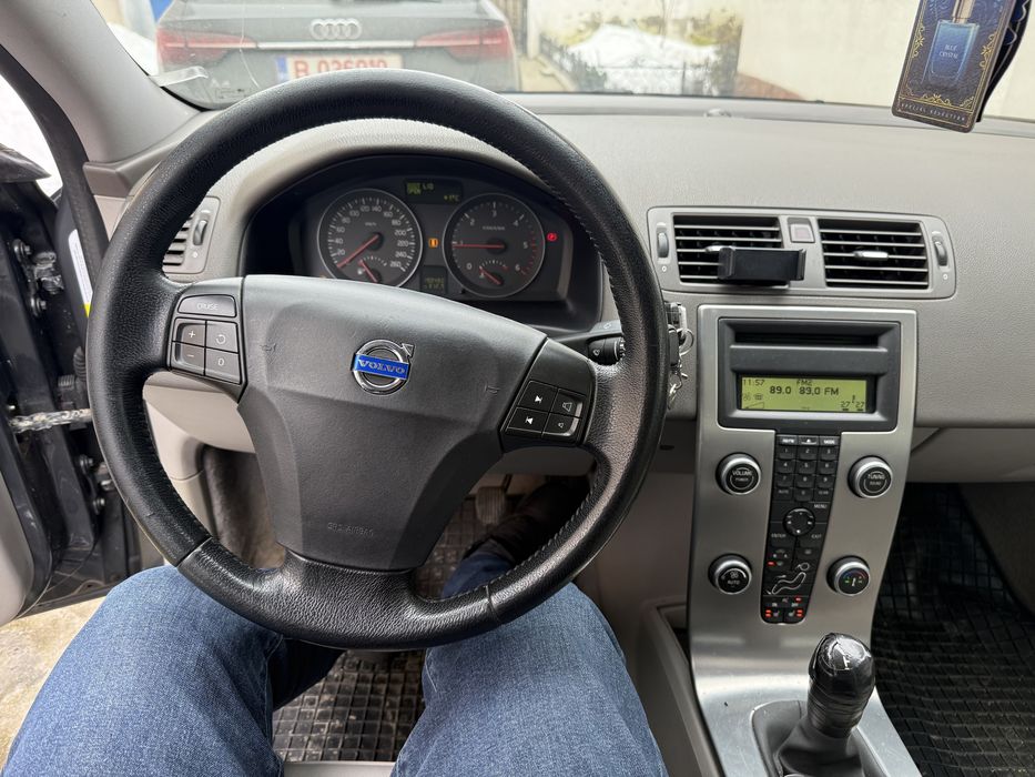 De vanzare Vovo S 40