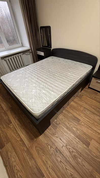 Продам матрас двуспальный