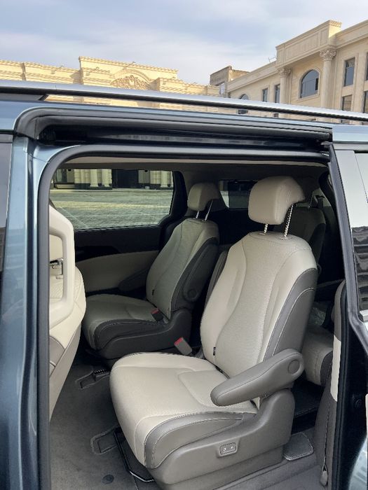 Трансфер Поездки в горы KIA CARNIVAL.Встреча и проводы в аэропорт 24/7