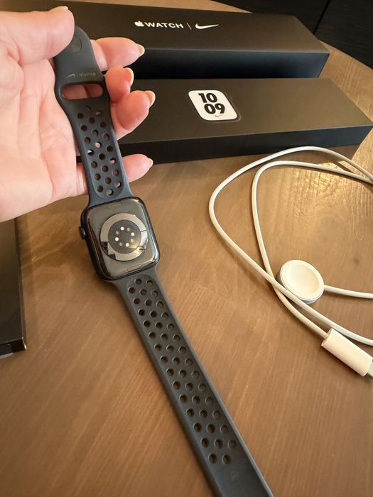 Apple watch Nike series 7  45 mm